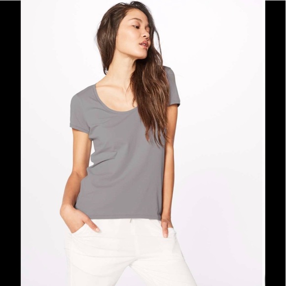 Lululemon Short Sleeve Tee - Picture 10 of 12